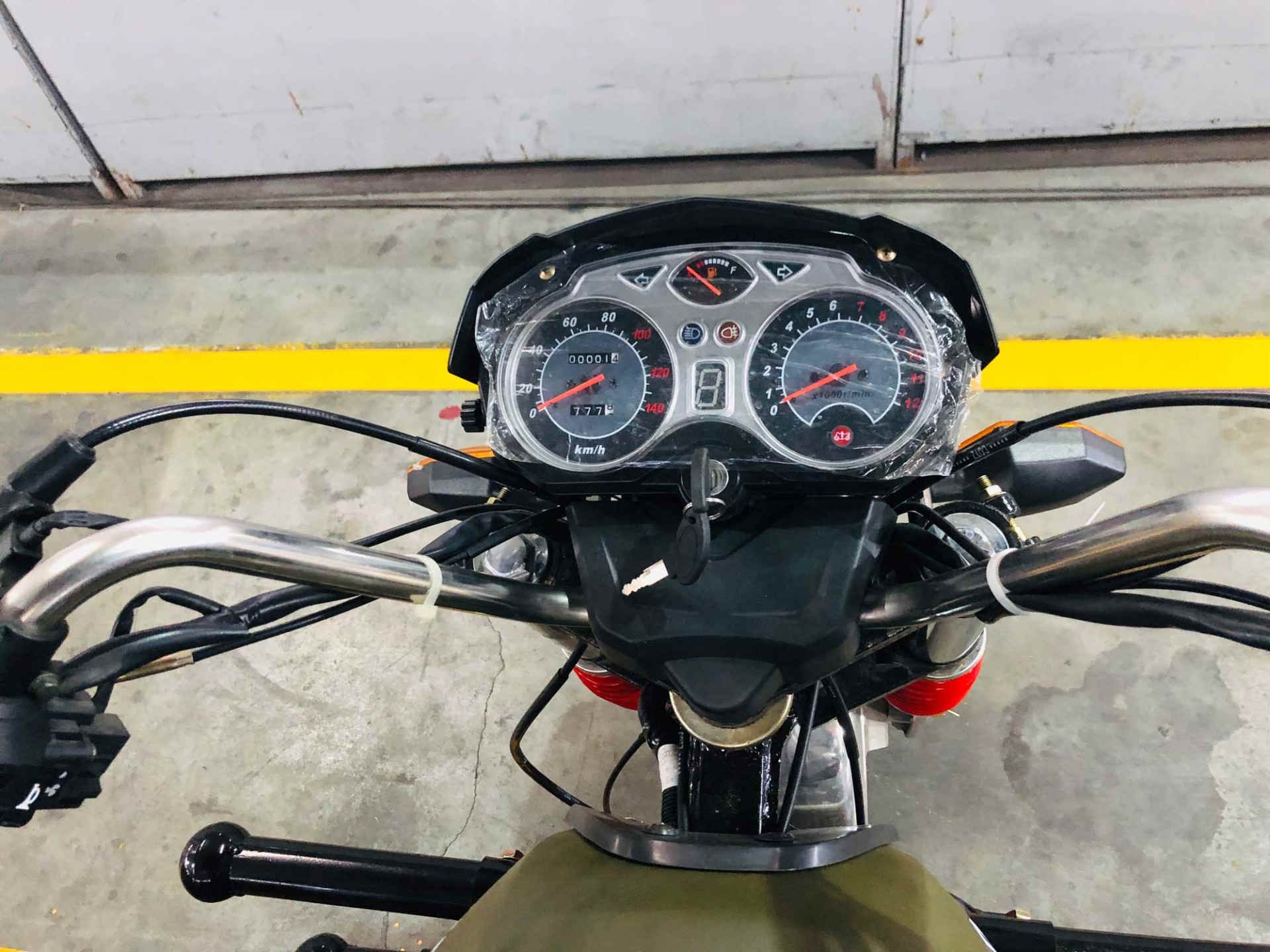 original Motorized Fuel 200cc Cargo Tricycle Motorcycle